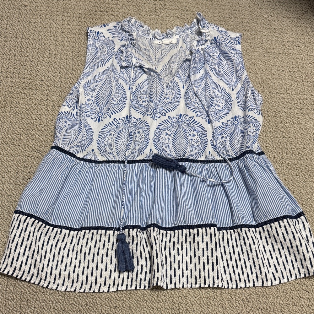THML tiered blue patterned sleeveless blouse